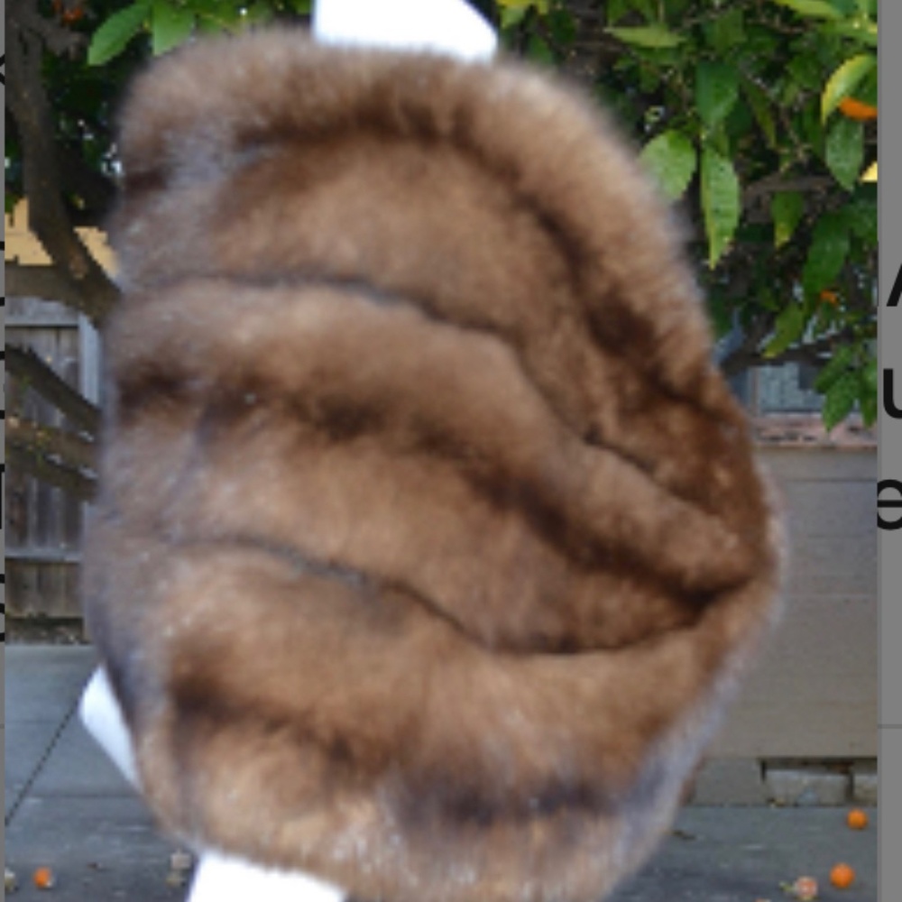 Genuine Vintage. EIMAN MARCUS Russian Barguzin Sable Fur woman’s  Shawl Stole